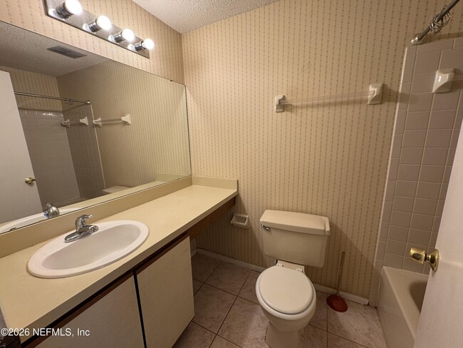 Building Photo - 8055 Creedmoor Dr