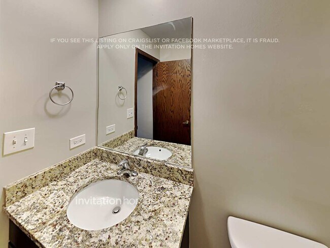 Building Photo - 7526 Cashew Dr
