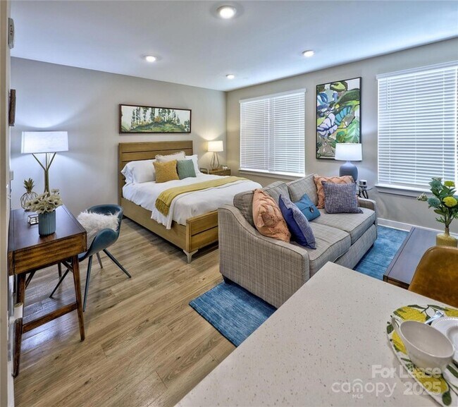 Building Photo - 8501 University Executive Park Dr