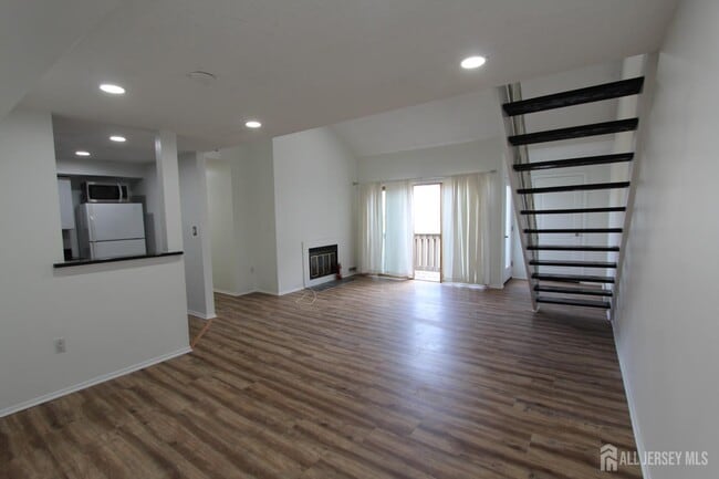 Building Photo - 912 Aspen Dr