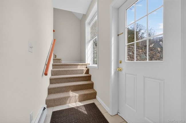 Building Photo - 17 Church St