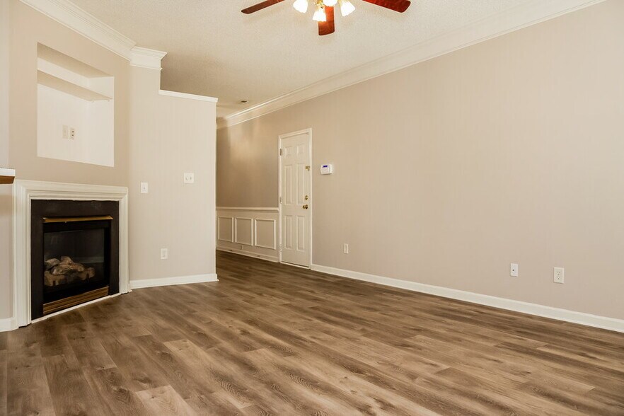 Building Photo - 14814 Jerpoint Abby Dr