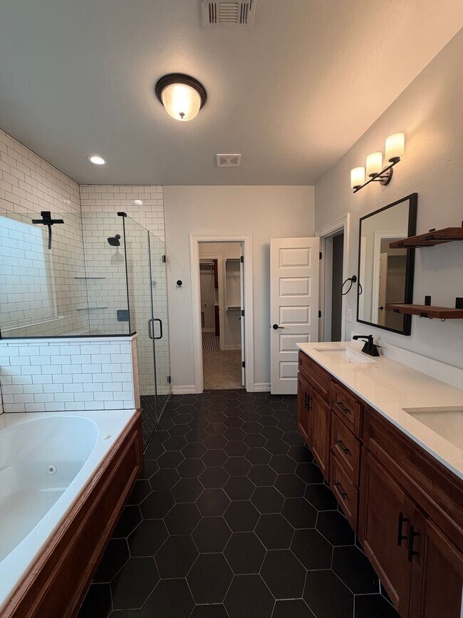 Building Photo - Community Pool - Lawn Care Included - Storm Shelter - Community Pool