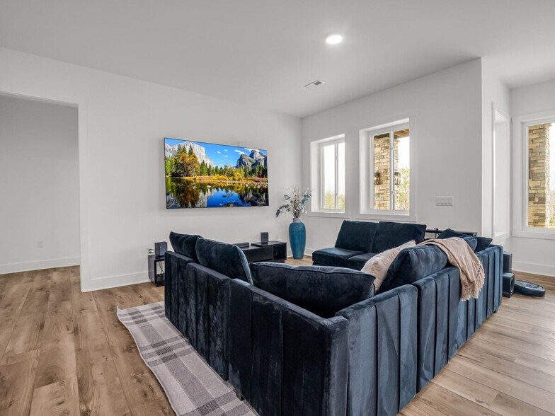 Building Photo - 198 Amberwood Pl