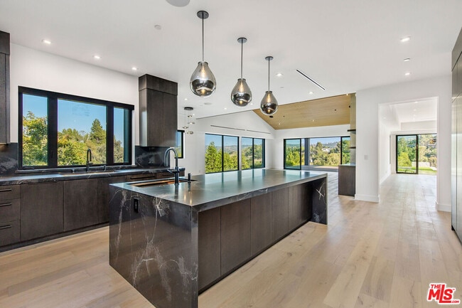 Building Photo - 5625 Penland Rd