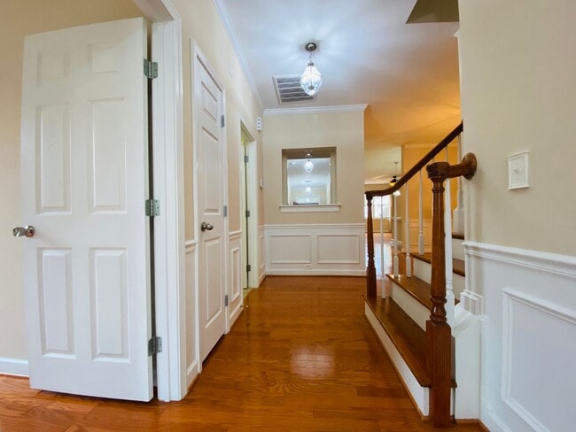 Building Photo - Luxury 3 Bedroom  Townhome in South Durham...