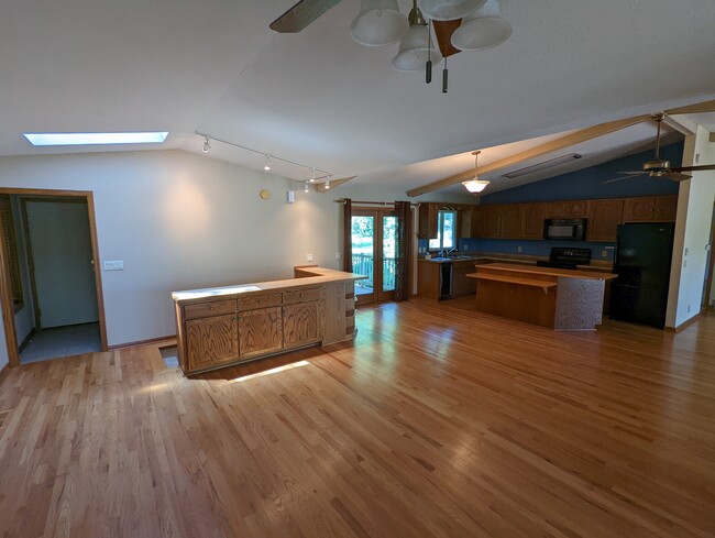 Kitchen area - 67940 County Road 76