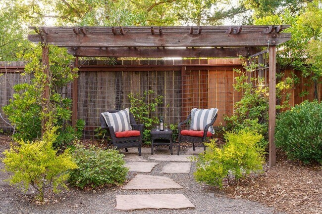 Building Photo - 2 Bedroom 2 Bath Calistoga Oasis with Additional 1 Bedroom 1 Bath ADU with landscaping paid for!