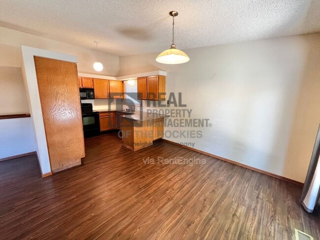 Building Photo - 4224 Wolf Creek Ct