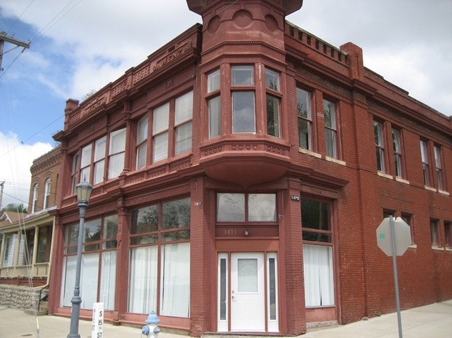 Building Photo - Museum Hill