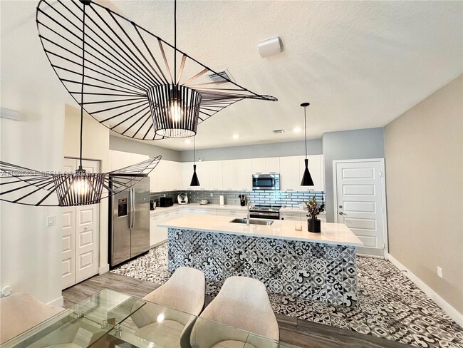 Building Photo - 4861 NW 83rd Path