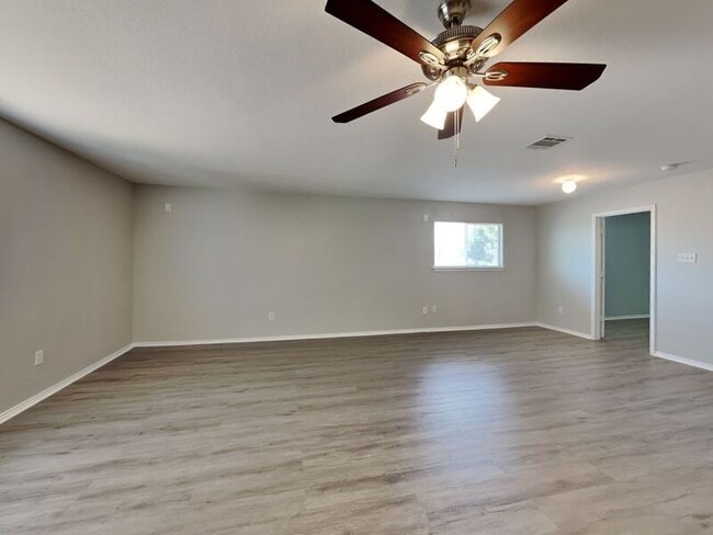 Building Photo - 10408 Woodruff Ct