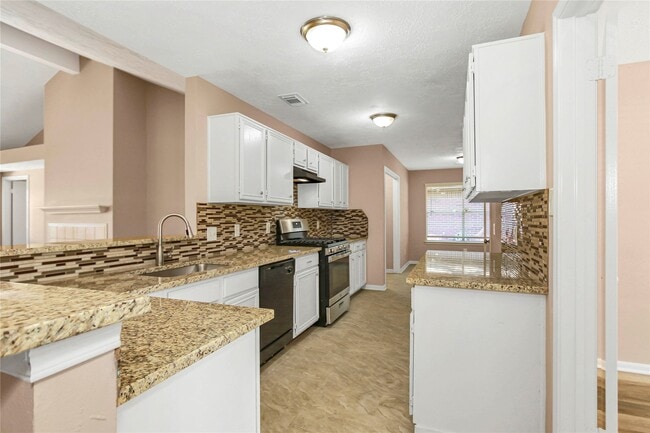Building Photo - 8235 Alabaster Dr