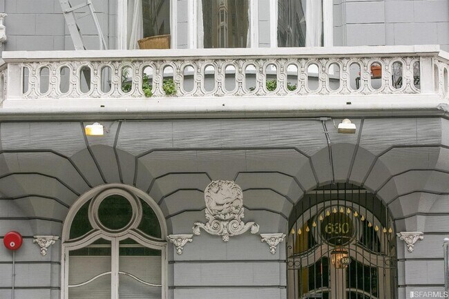 Building Photo - 630 Leavenworth St