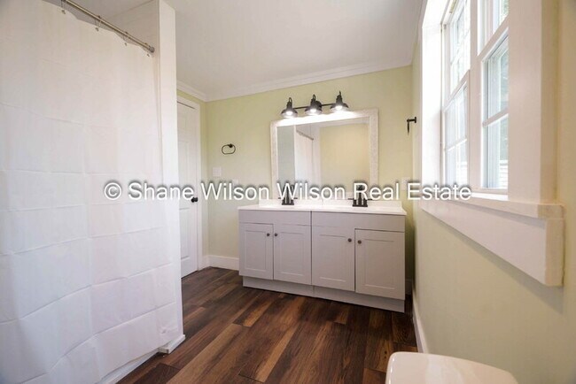 Building Photo - 799 Reed Pond Rd NW