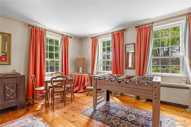 Building Photo - 1282 Hollow Rd