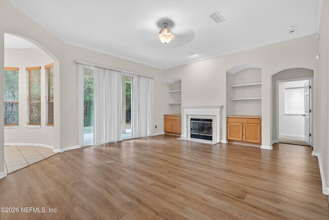 Building Photo - 2407 Southern Links Dr