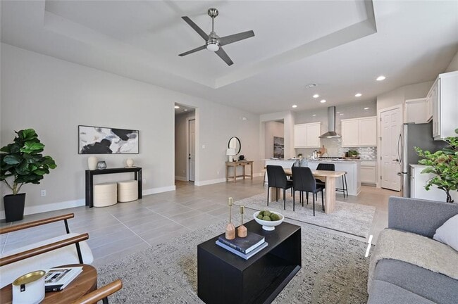 Building Photo - 5013 Paul Thomas Dr