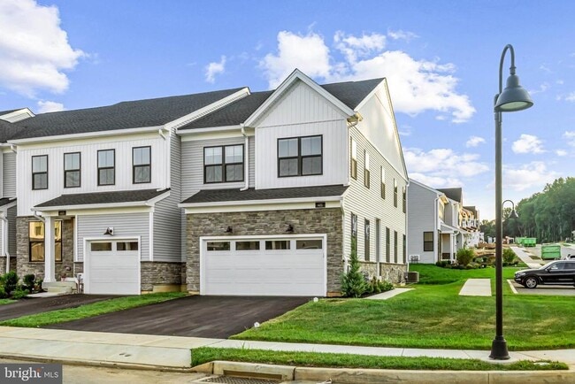 Building Photo - 401 HARTNUP St
