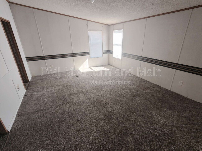 Building Photo - 9 Misty Mountain Way