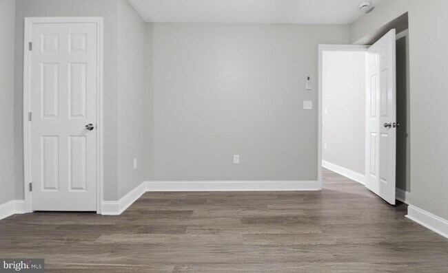 Building Photo - 917 N Gilmor St