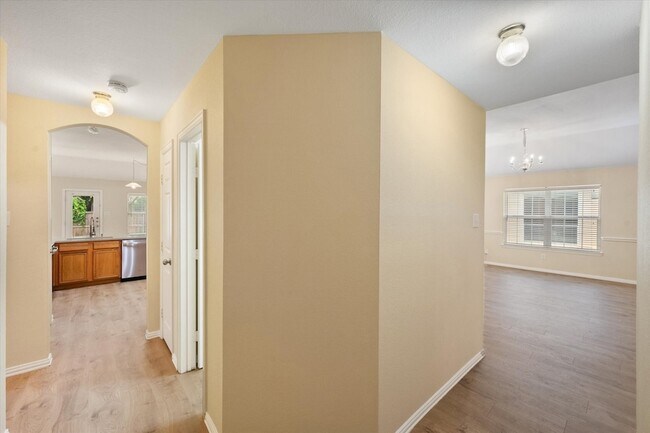 Building Photo - 600 Dover Park Trail