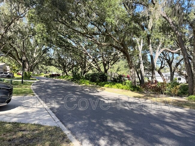 Building Photo - 5215 Lochmead Terrace