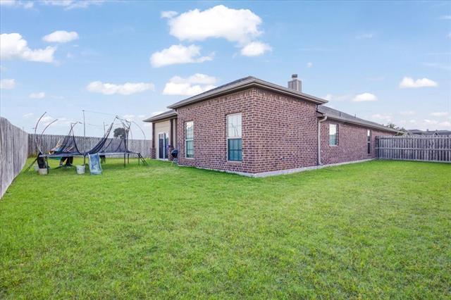 Building Photo - 2401 Southridge Ln