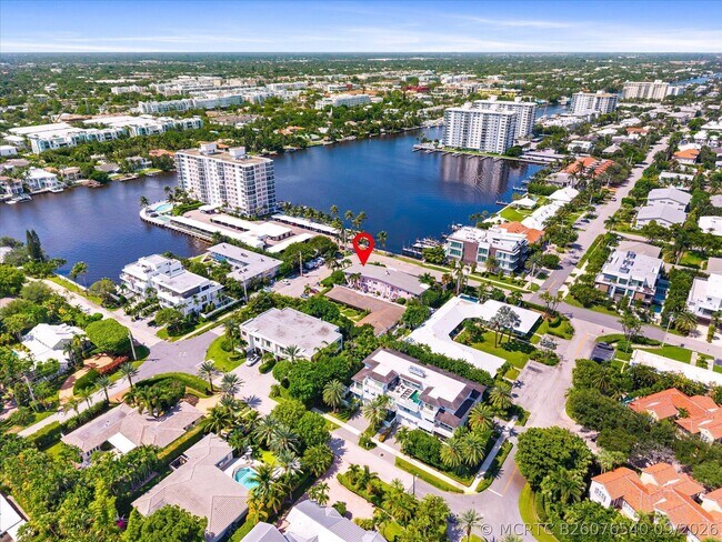Building Photo - 990 Casuarina Rd