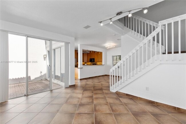 Building Photo - 935 Corkwood St
