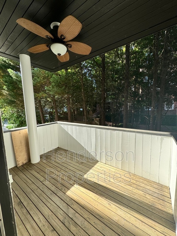 Building Photo - 501 Fenton Pl