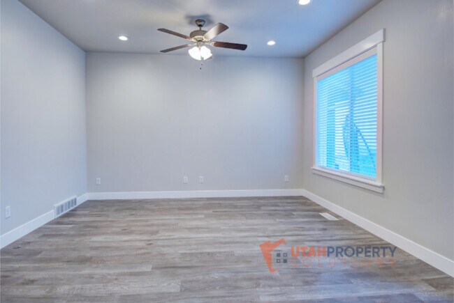 Building Photo - 14847 Garrison Ln