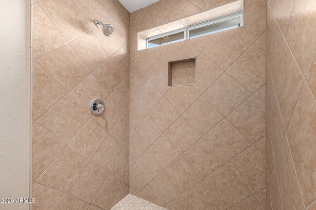 Building Photo - 5227 W Poinsettia Dr