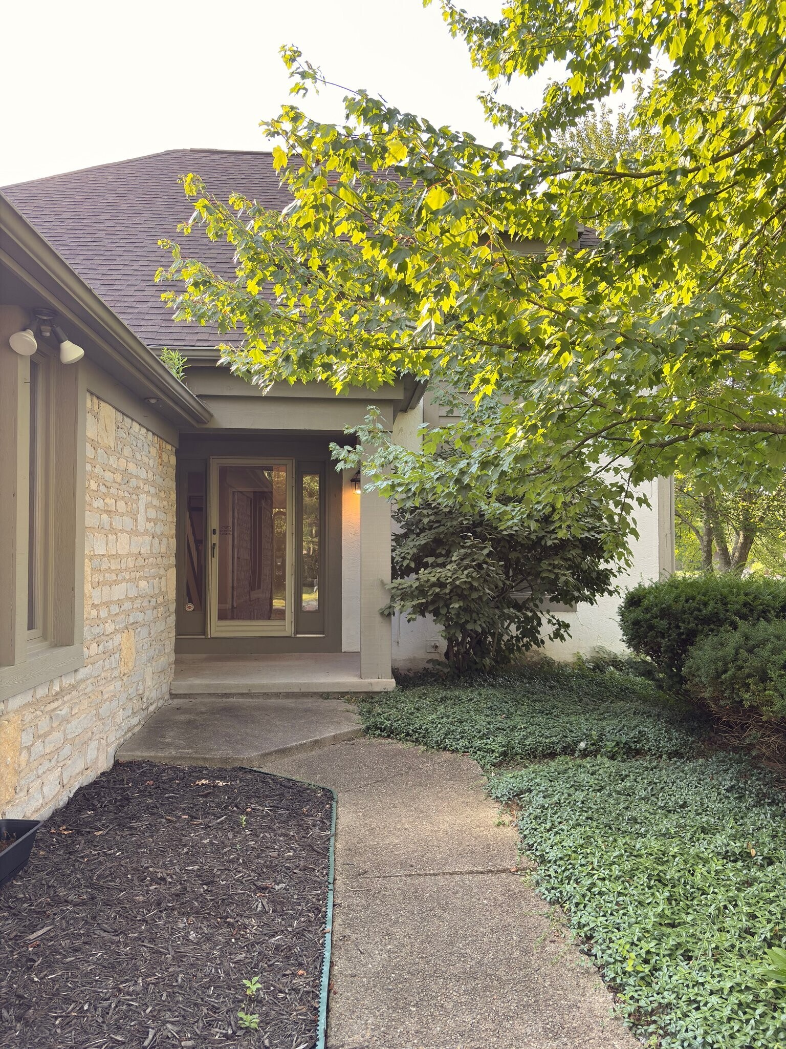 Building Photo - 5990 Kirkwall Ct W