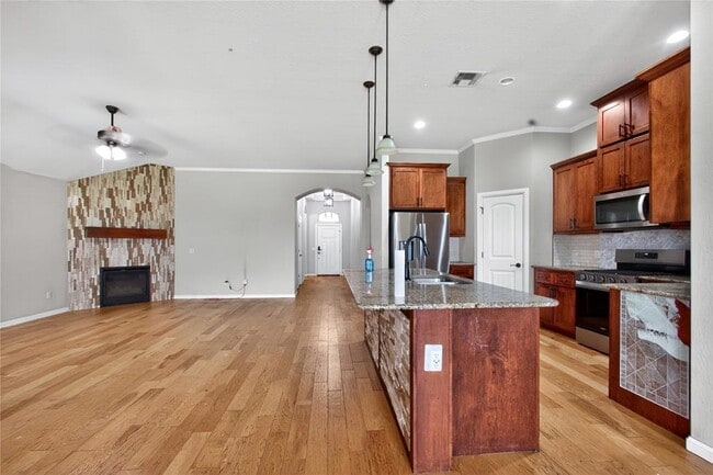 Building Photo - 6901 NW 149th St