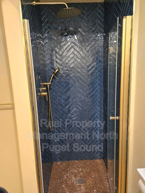 Building Photo - 18213 157th Ave NE