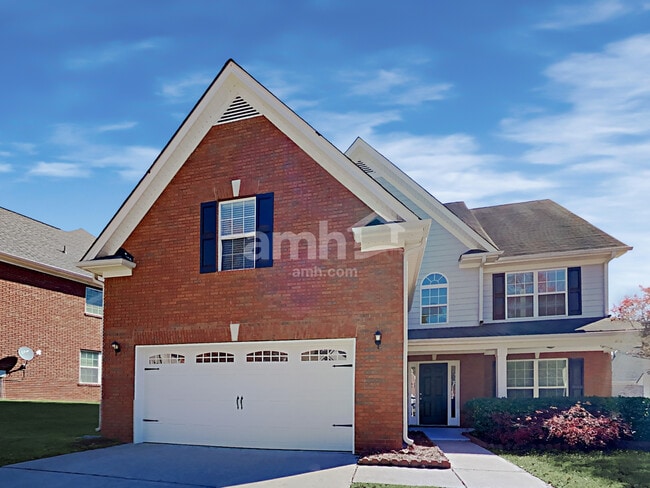 Building Photo - 979 Park Knoll Ct NE