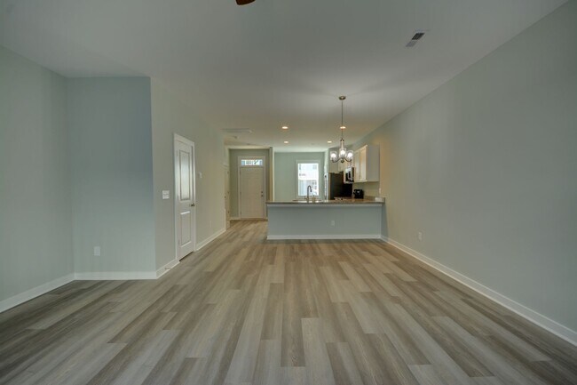 Building Photo - 603 Windsurfing Ln