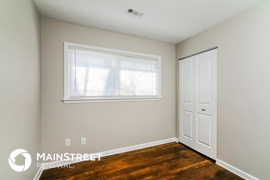 Building Photo - 6207 Red Spruce Dr