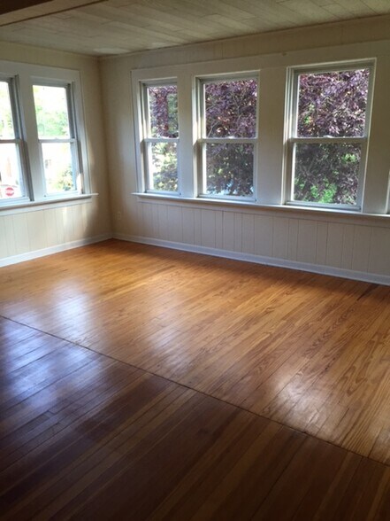 Building Photo - 1 Lovell Ave