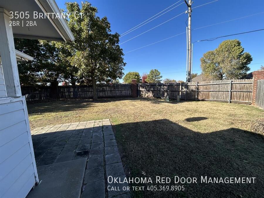 Building Photo - 3505 Brittany Ct