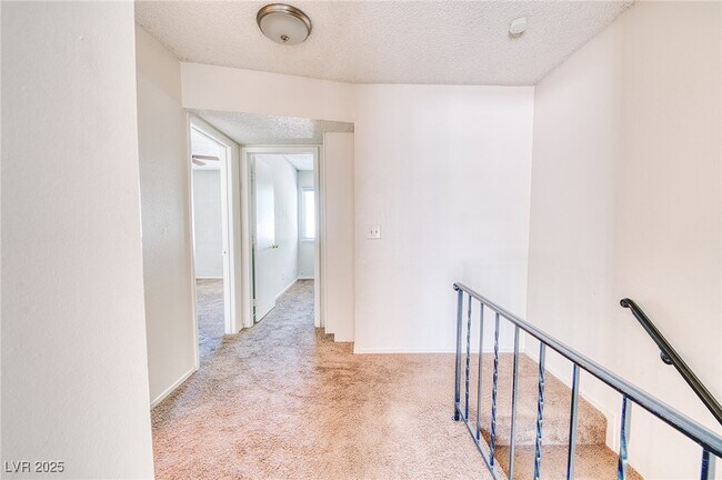 Building Photo - 1326 N Jones Blvd