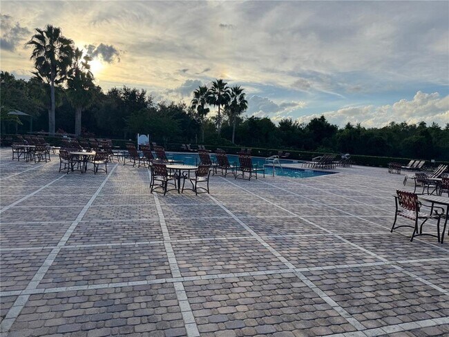 Building Photo - 2853 Adelaide Ct