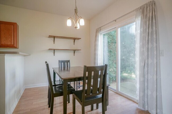 Building Photo - 553 Telluride Dr