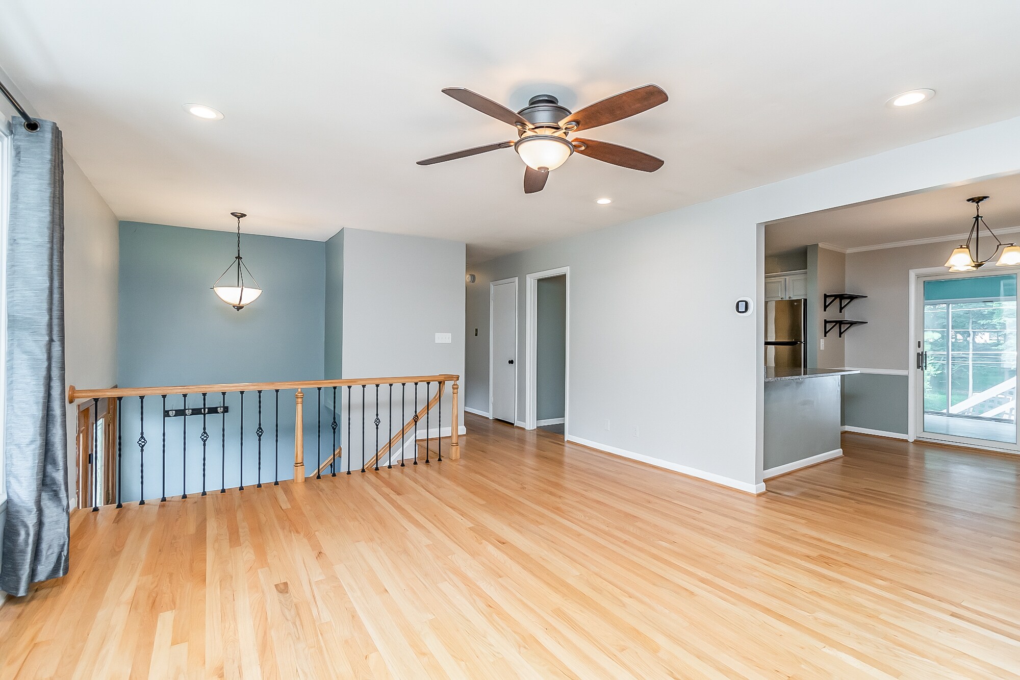 Open dining and living rooms - 8727 Valleyfield Rd