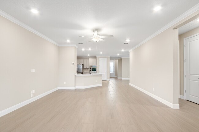 Building Photo - 167 Lily Landing Dr