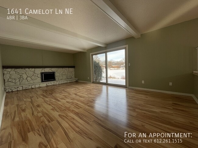 Building Photo - 1641 Camelot Ln NE