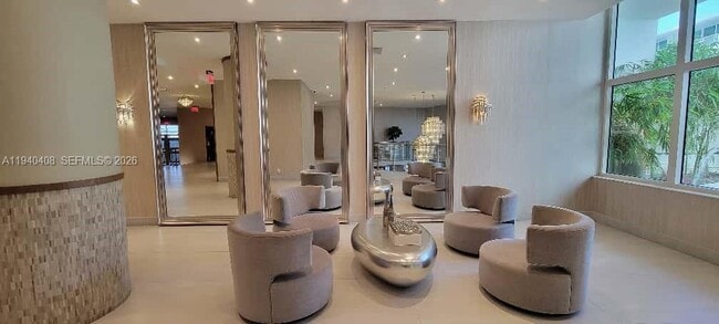 Building Photo - 5401 Collins Ave