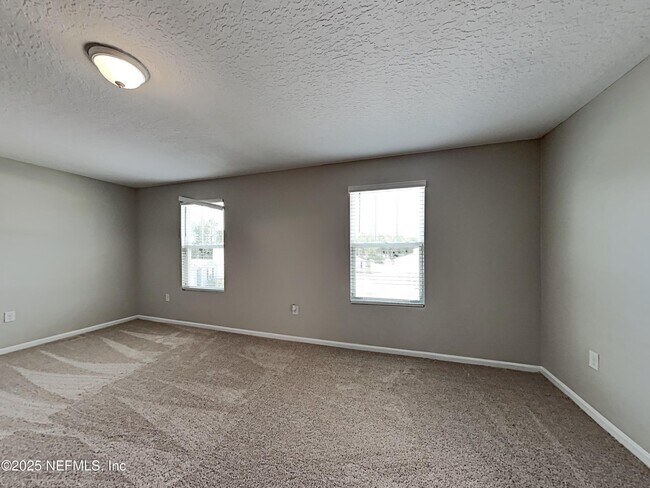 Building Photo - 11619 White Sturgeon Ct