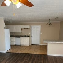 Building Photo - 6104 Co Rd 437